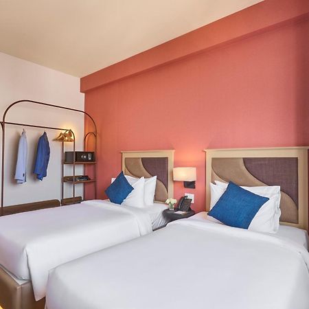 הו צ'י מין סיטי Kin Hotel Ly Tu Trong מראה חיצוני תמונה
