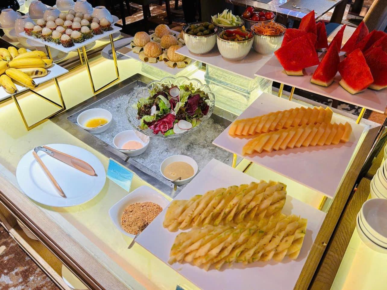 הו צ'י מין סיטי Kin Hotel Ly Tu Trong מראה חיצוני תמונה