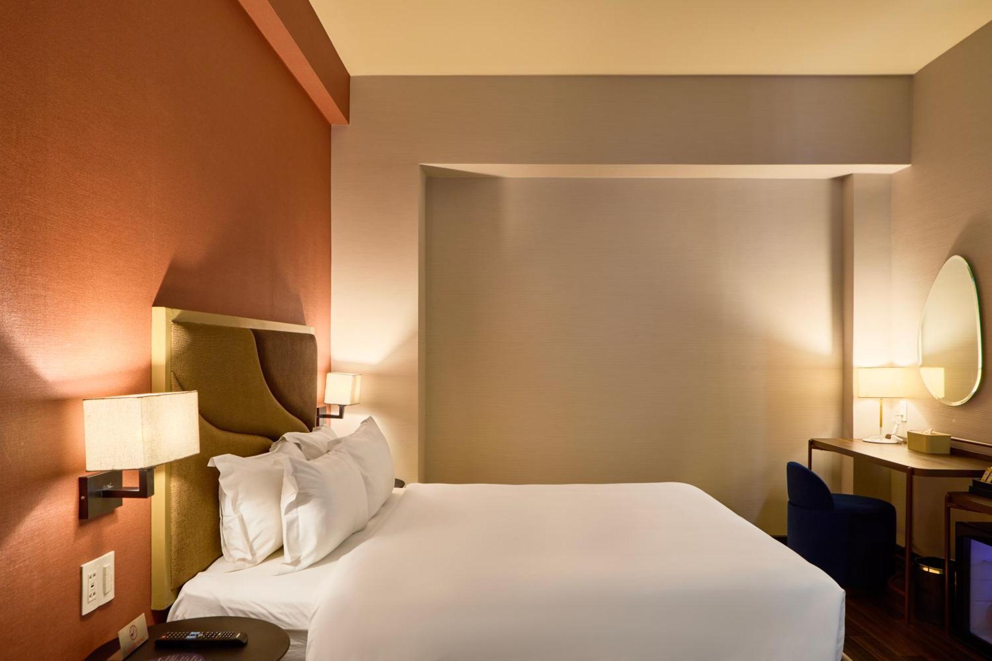הו צ'י מין סיטי Kin Hotel Ly Tu Trong מראה חיצוני תמונה