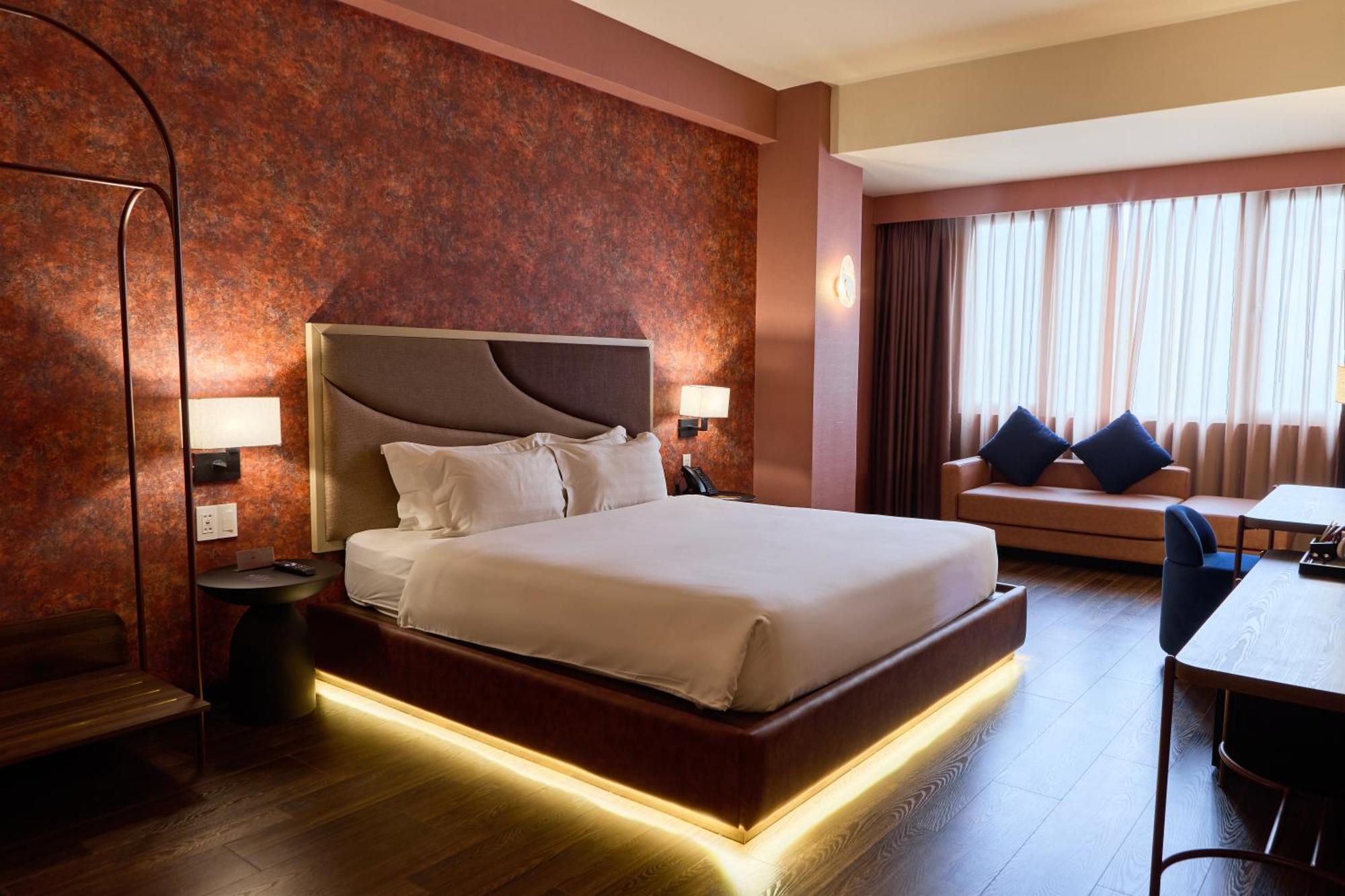 הו צ'י מין סיטי Kin Hotel Ly Tu Trong מראה חיצוני תמונה