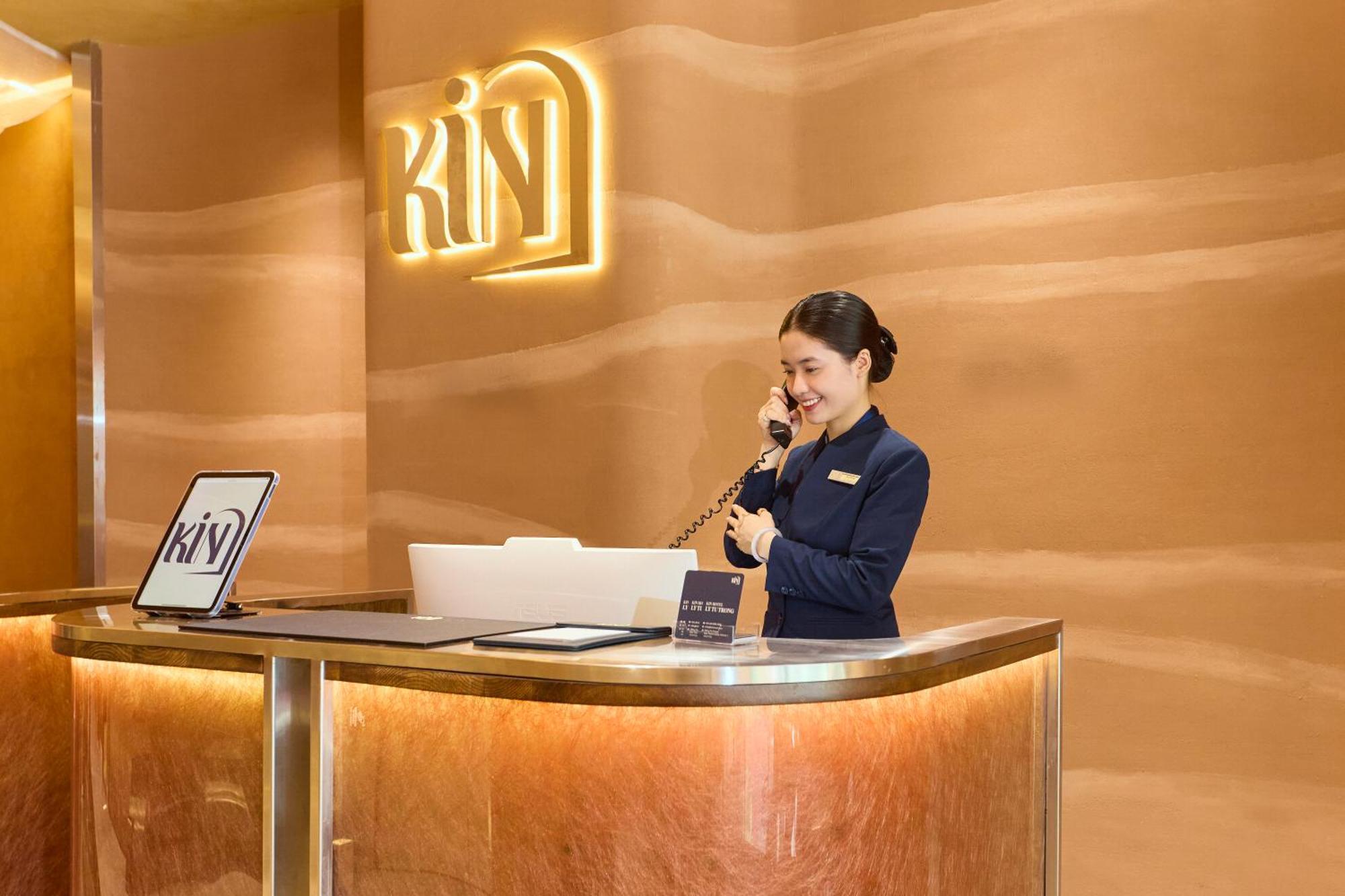 הו צ'י מין סיטי Kin Hotel Ly Tu Trong מראה חיצוני תמונה