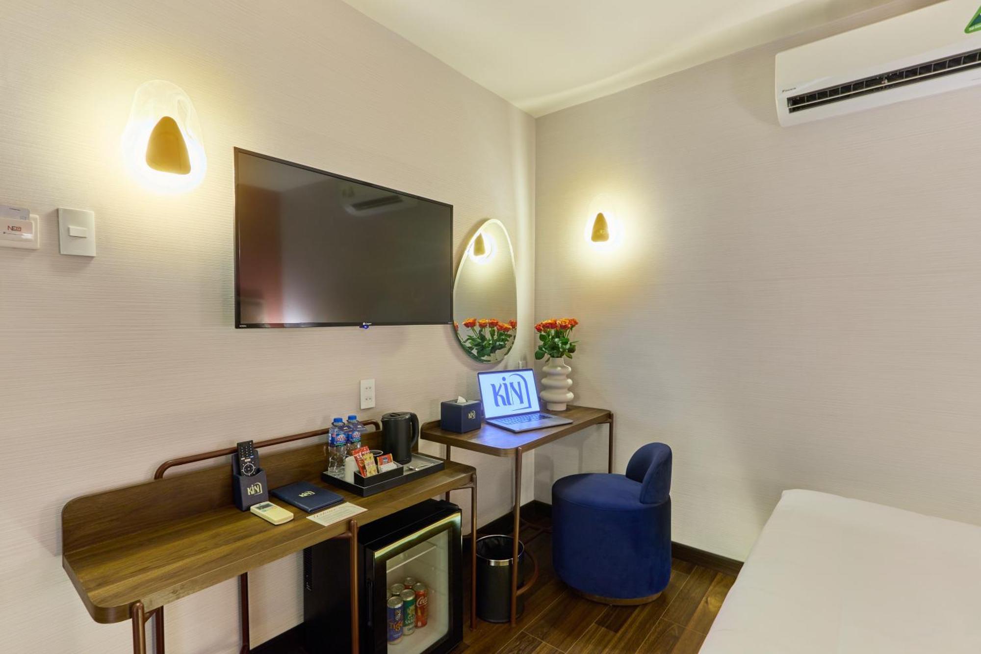 הו צ'י מין סיטי Kin Hotel Ly Tu Trong מראה חיצוני תמונה