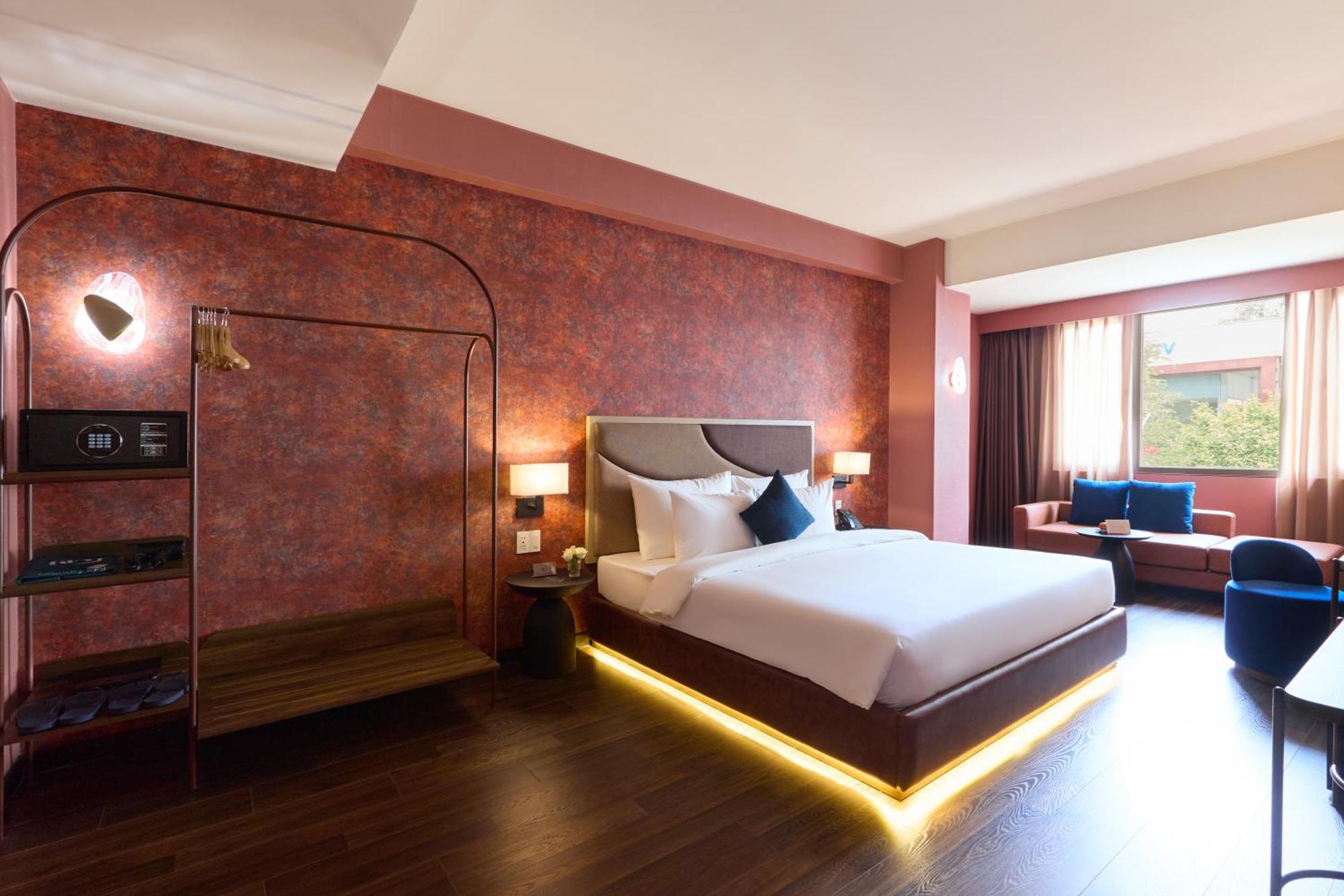 הו צ'י מין סיטי Kin Hotel Ly Tu Trong מראה חיצוני תמונה